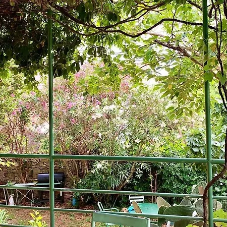 בית נופש Maison De Charme Tiroulirou *